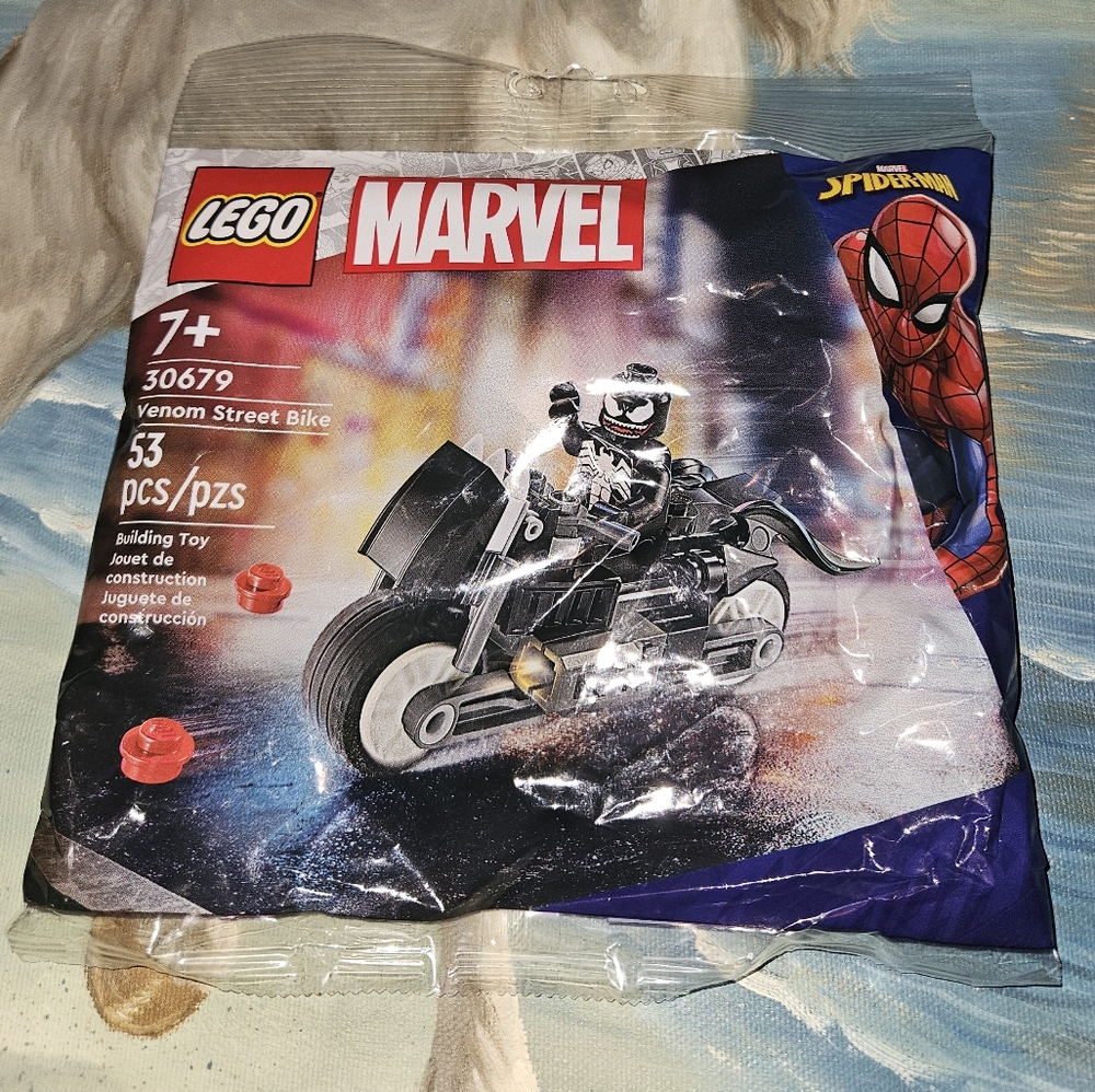 LEGO Marvel Spider-Man Venom Street Bike Figurine Building Set
